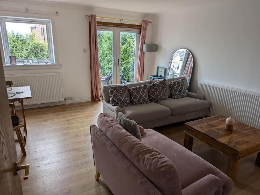 Tranquil 3-bedroom In Casa vacanze